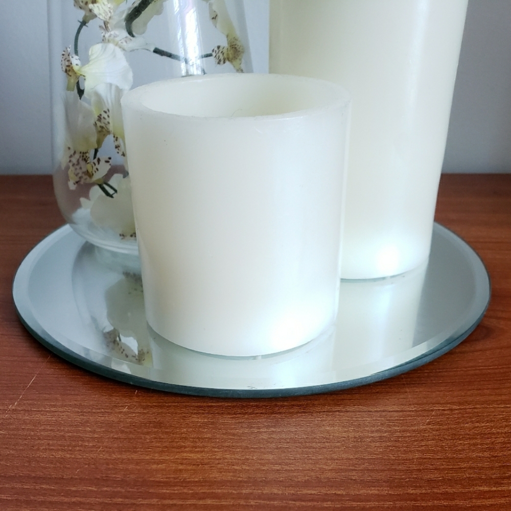 Round Mirror Candlescape plate- candles and other decor not included